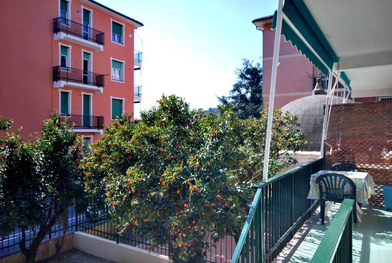 Appartamenti Con Giardino E Posto Auto Per Famiglie Finale Ligure Dış mekan fotoğraf