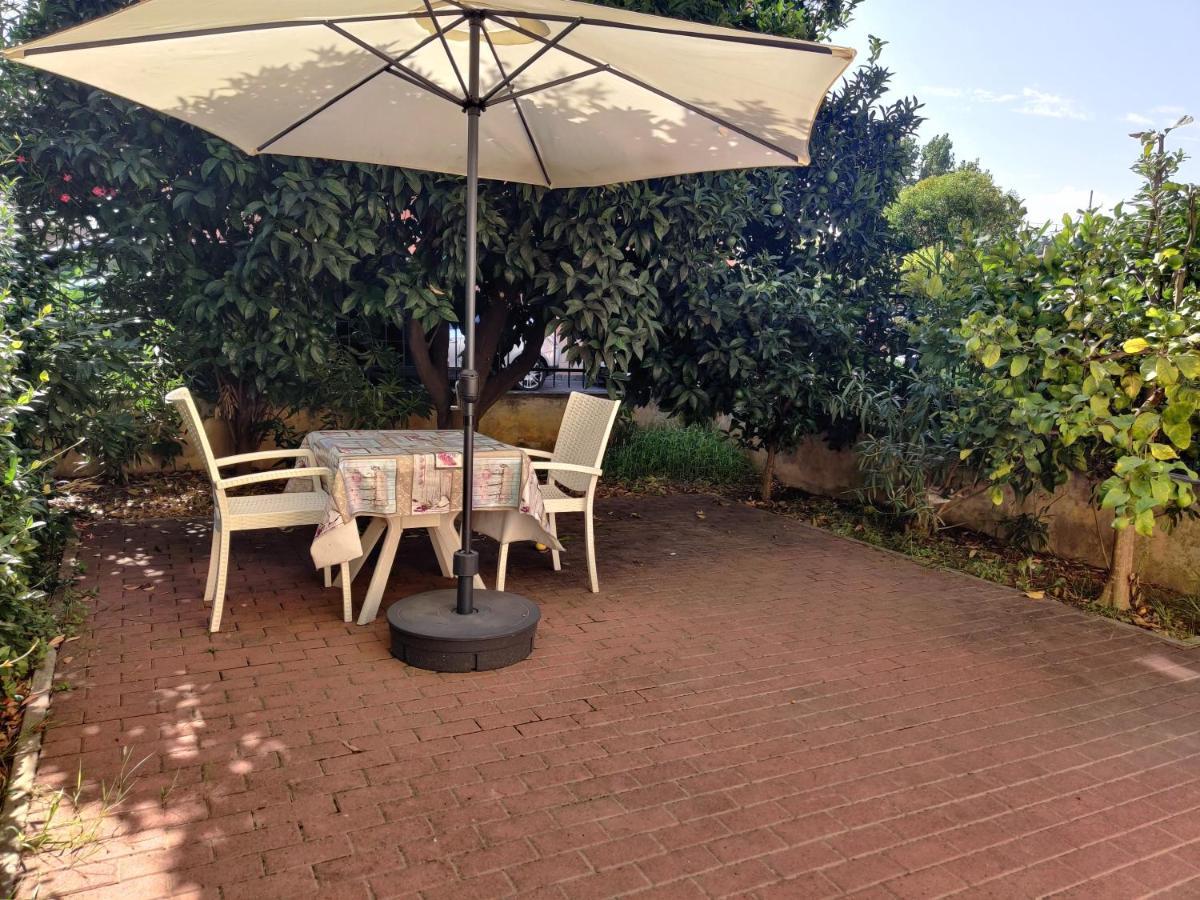 Appartamenti Con Giardino E Posto Auto Per Famiglie Finale Ligure Dış mekan fotoğraf