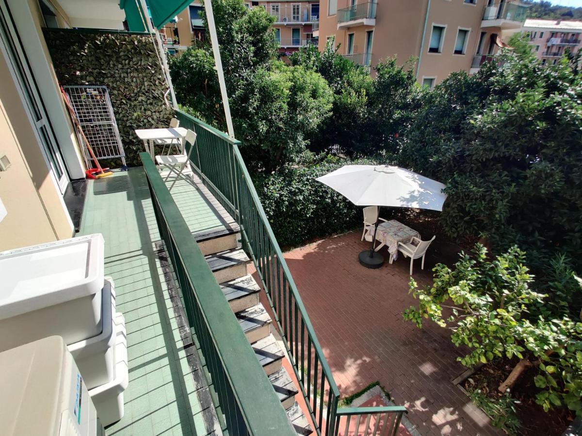 Appartamenti Con Giardino E Posto Auto Per Famiglie Finale Ligure Dış mekan fotoğraf
